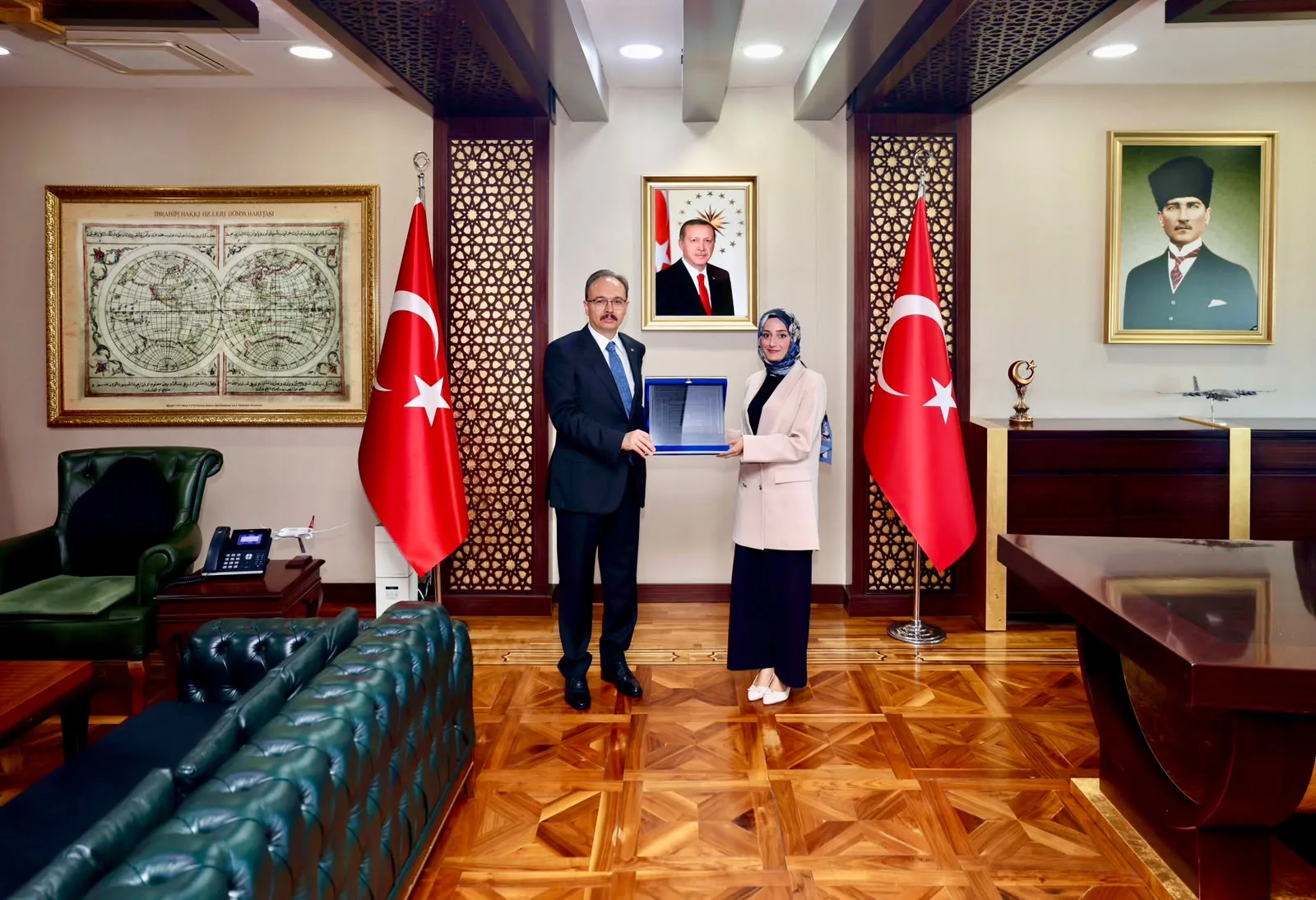 Ahilik Sancağı, Siirt Valisi Kemal Kızılkaya’ya takdim edildi