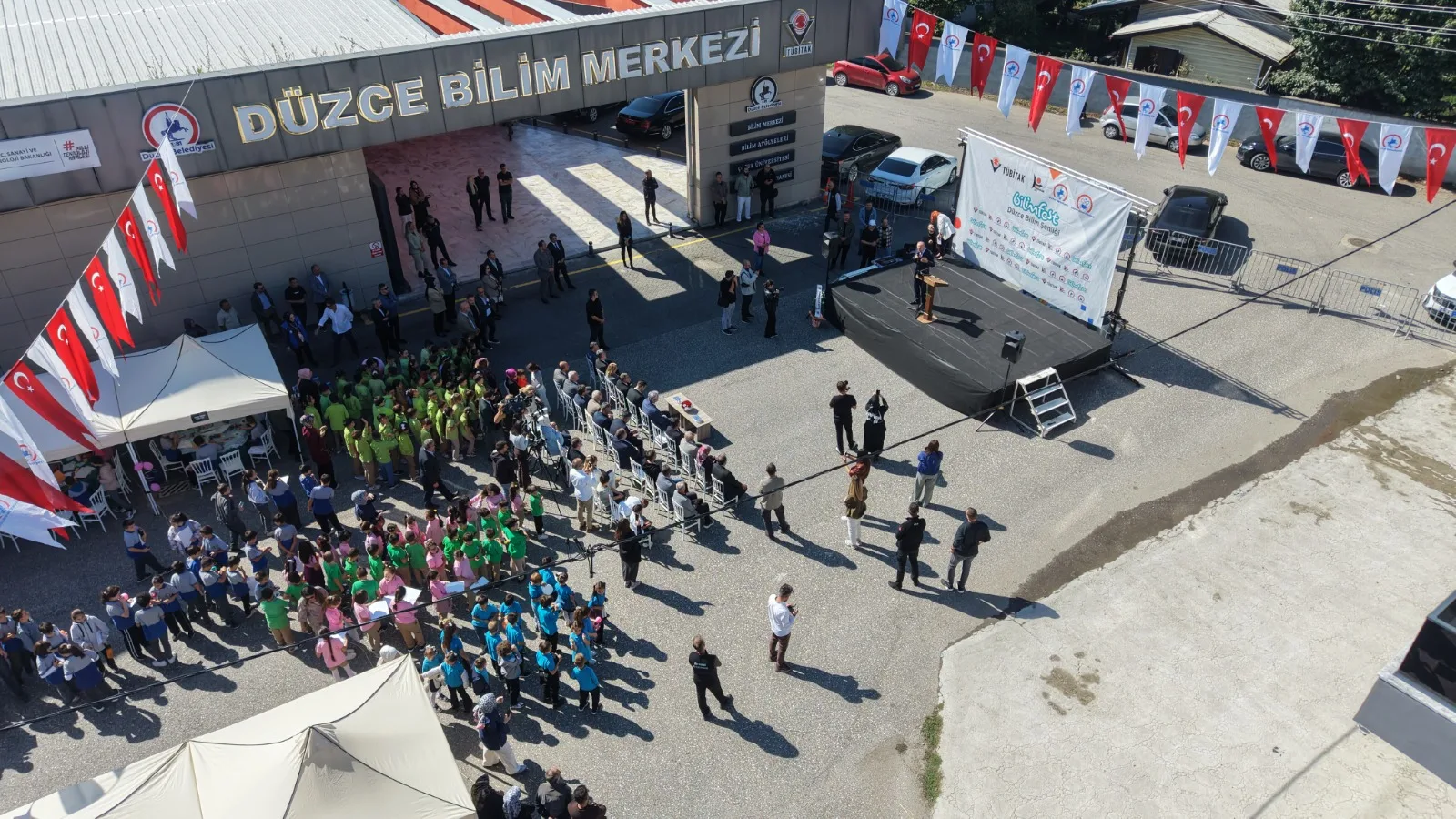 Düzce Bilim Şenliği’nde protokol açılışı gerçekleştirildi