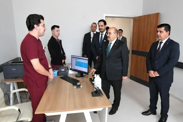 Sındırgı Devlet Hastanesi hasta kabulüne başladı