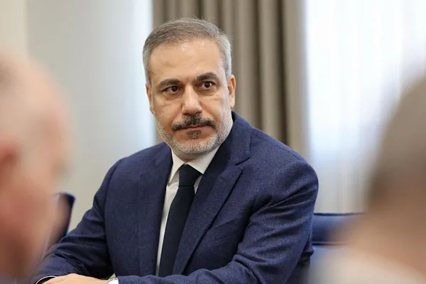 Bakan Fidan, Türkevi’nde uluslararası ilişkiler uzmanlarıyla bir araya geldi