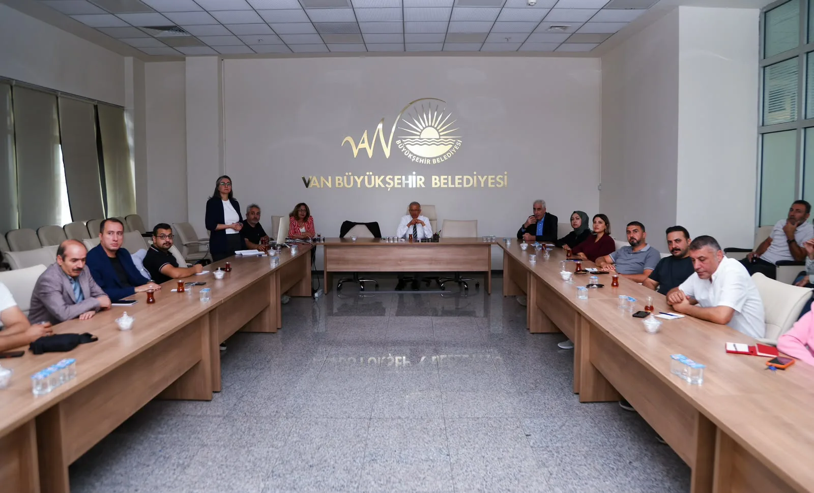 Van Büyükşehir Belediyesi’nde şube müdürlerine üç gün resmi yazışma eğitimi verildi