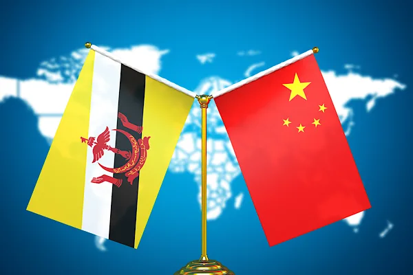 Çin ve Brunei liderlerinden diplomatik ilişkilerin 35. yılı dolayısıyla karşı