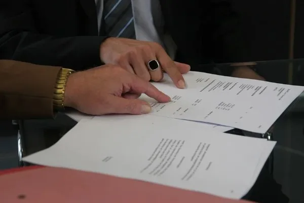 İşbir Sentetik'ten bağlı ortaklığıyla birleşme kararı