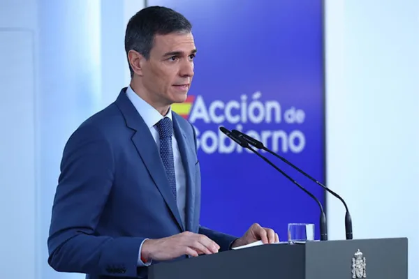 Sanchez: Lübnan’a desteğimizi sürdüreceğiz
