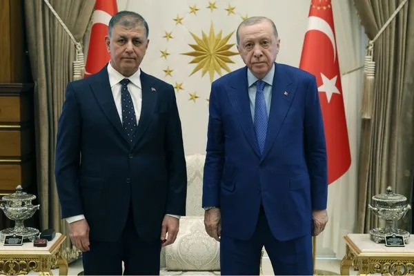 Erdoğan, İzmir Büyükşehir Belediye Başkanı Cemil Tugay’ı kabul etti