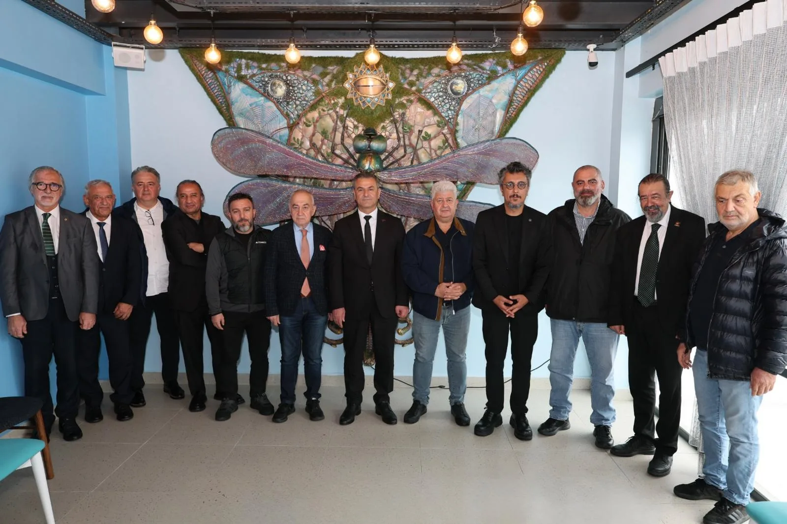 Başkanvekili Obuz, basın mensuplarını Gülümse mekanlarında ağırladı