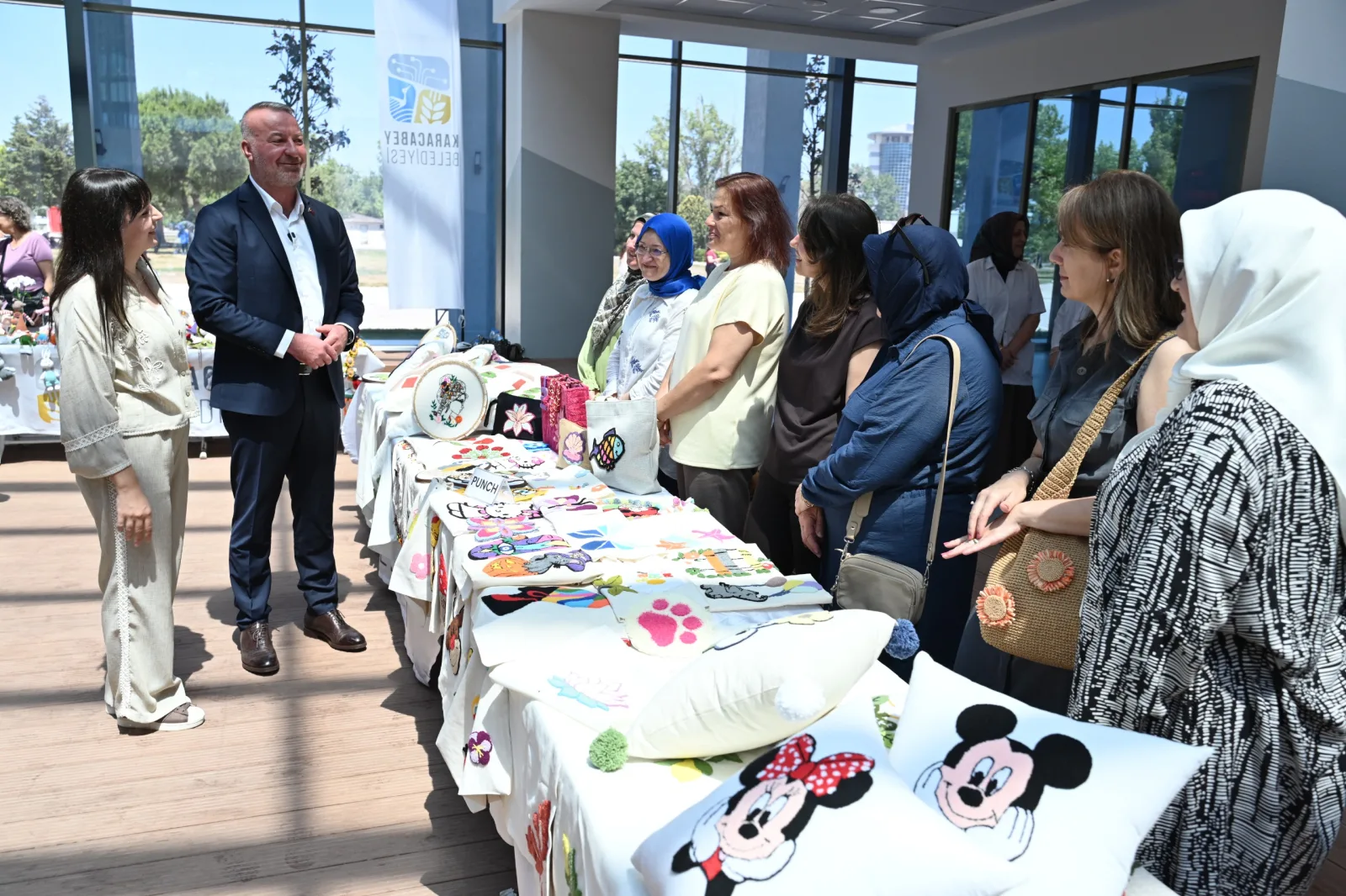 Karacabey’de sanat atölyeleriyle vatandaşlar üretime davet ediliyor
