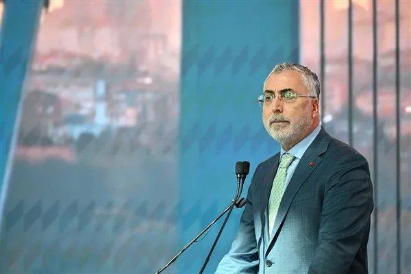 Bakan Işıkhan, Dünya Beceriler Zirvesi’ne katıldı