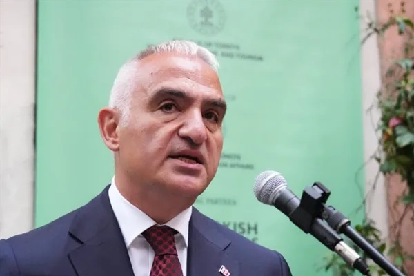 Bakan Ersoy, Kütahya Arkeoloji ve Maden Müzesi’nin açılışını gerçekleştirdi