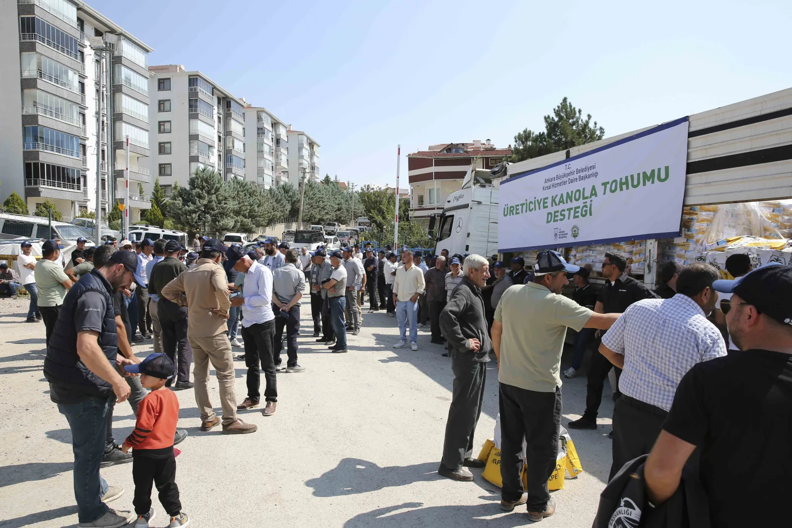 Ankara’da 583 çiftçiye yüzde 50 hibeli kanola tohumu desteği