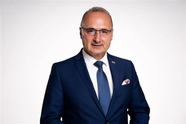 Radman, Ukrayna Dünya Kongresi Başkanı Grod ile görüştü