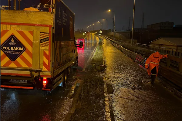 İstanbul’da yağış 95 kilograma ulaştı, 8 bin 392 personel sahada