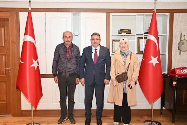 Başkan Genç, Trabzonlu 8 şehidin ailelerini makamında ağırladı