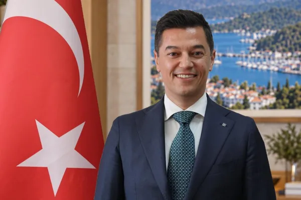 Marmaris Belediye Başkanı Acar Ünlü’den Cumhuriyet Bayramı mesajı