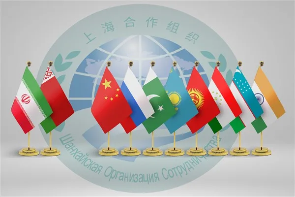 Çin Başbakanı Li Qiang’dan SİÖ ülkelerine ticaret engellerine karşı çıkma çağrısı