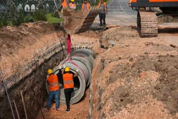 DİSKİ, Seyrantepe’de çökmelere neden olan kanalizasyon hattını yeniliyor