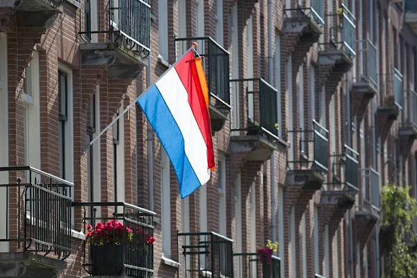 Hollanda, Suudi Arabistan’a yönelik Husi saldırılarını kınadı
