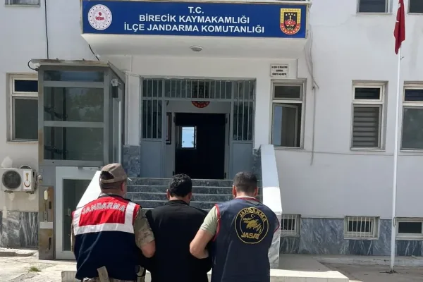 Şanlıurfa’da uyuşturucu ticaretinden 6 yıl 3 ay hapis cezalısı yakalandı