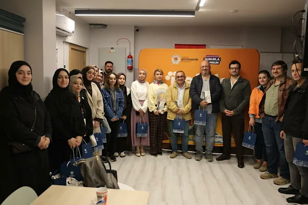 Samsun’daki kitap kulübünde bu ay Ahmet Hamdi Tanpınar’ın “Beş Şehir”i ele alınıyor