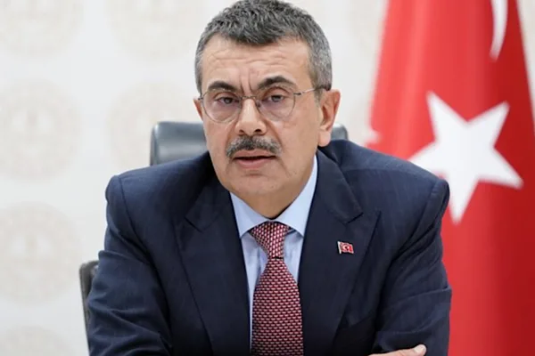 Tekin: Mavi Yeşil Okul Uygulamaları 17 farklı alanda yürütülüyor