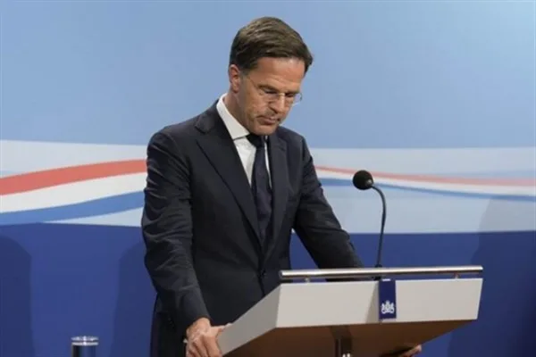 Rutte ve Niculescu, Karadeniz güvenliği ile Ukrayna'ya desteği görüştü