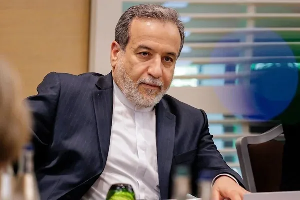 Araghchi’den İranlı diplomatların sınır dışı edilmesi şeklinde sunulmasına tepki