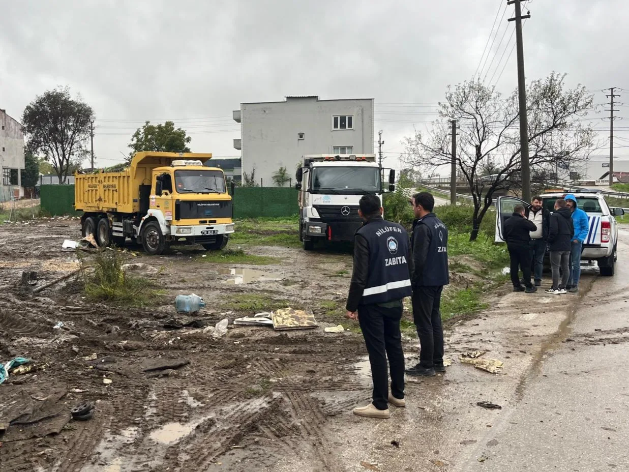 Yaylacık’ta çevre kirliliğine neden olduğu belirtilen 4 konar göçer çadırı kaldırıldı