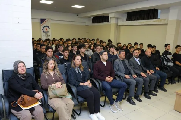 Samsun’da Petek Genç LGS ve Kariyer Buluşmaları başladı