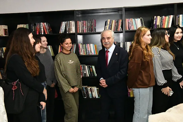 Keşan’da gençlere yönelik Kitap Kafe hizmete açıldı