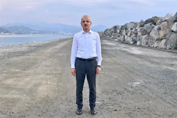 Bakan Uraloğlu, Hakkari'de şehit olan Yusuf Sait Ünlü için taziye mesajı yayımladı