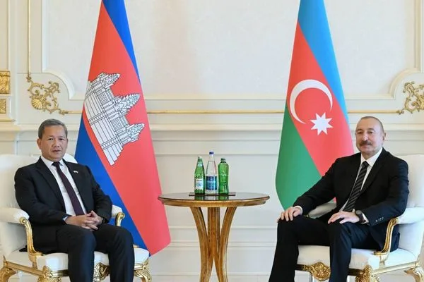Aliyev, Kamboçya Başbakanı Hun Manet’le 12 Ekim’de görüştü