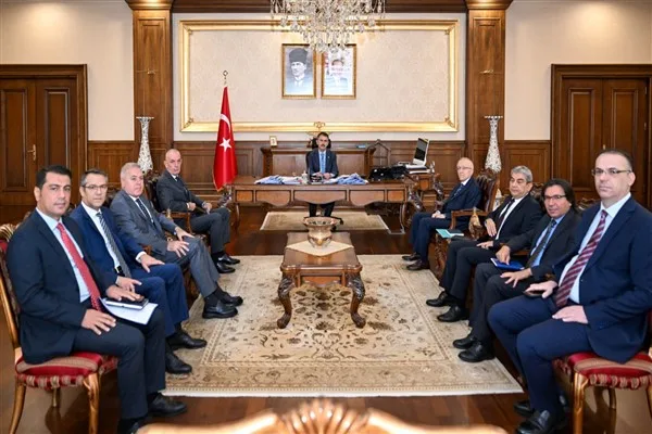 Vali Aktaş ve yardımcıları il genelindeki çalışmaları değerlendirdi