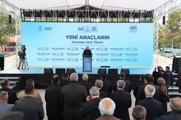 Konya Büyükşehir Belediyesi filosuna 54 yeni iş makinesi ve hizmet aracı katıldı