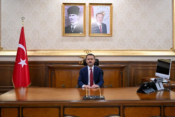 Kocaeli Valisi Aktaş’tan 29 Ekim Cumhuriyet Bayramı mesajı