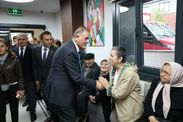 İBB Tozkoparan Tıp Merkezi deprem güçlendirmesi sonrası yeniden açıldı