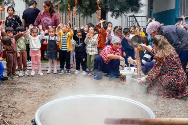 Zarokistan çocukları bağbozumu ve bulamaç etkinliğine katıldı