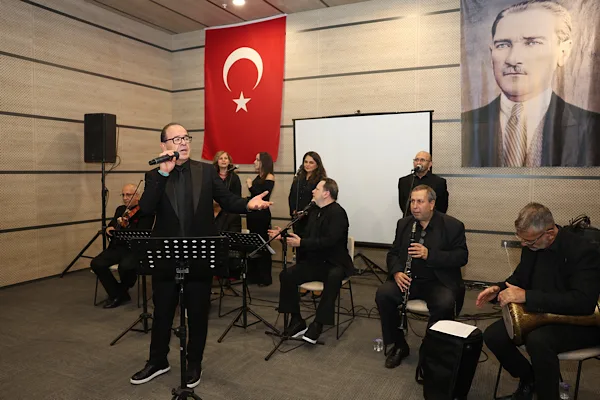 Osmangazi’de BAREM sakinlerine Dünya Yaşlılar Günü konseri düzenlendi