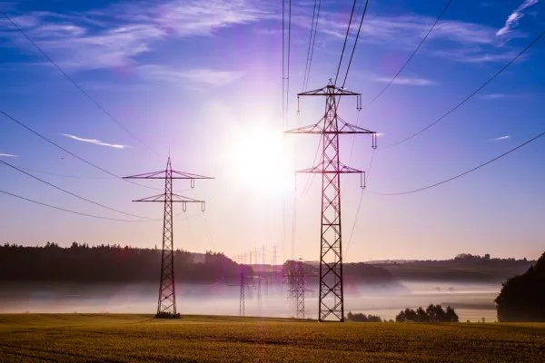 Türkiye’nin elektrik kurulu gücü eylül sonunda 127 bin 355 megavata ulaştı