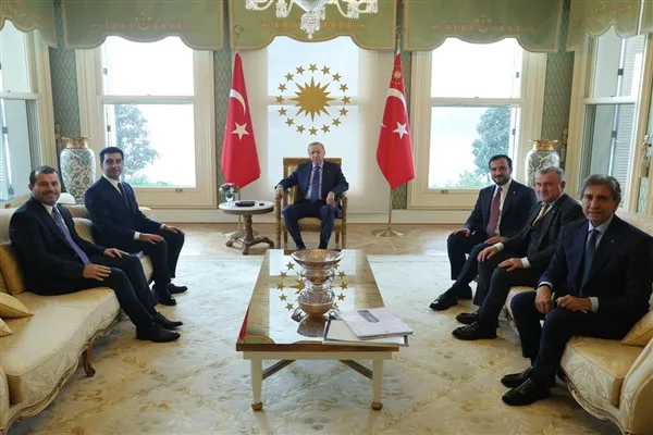 Cumhurbaşkanı Erdoğan, Tuzla Belediye Başkanı Bingöl’ü kabul etti
