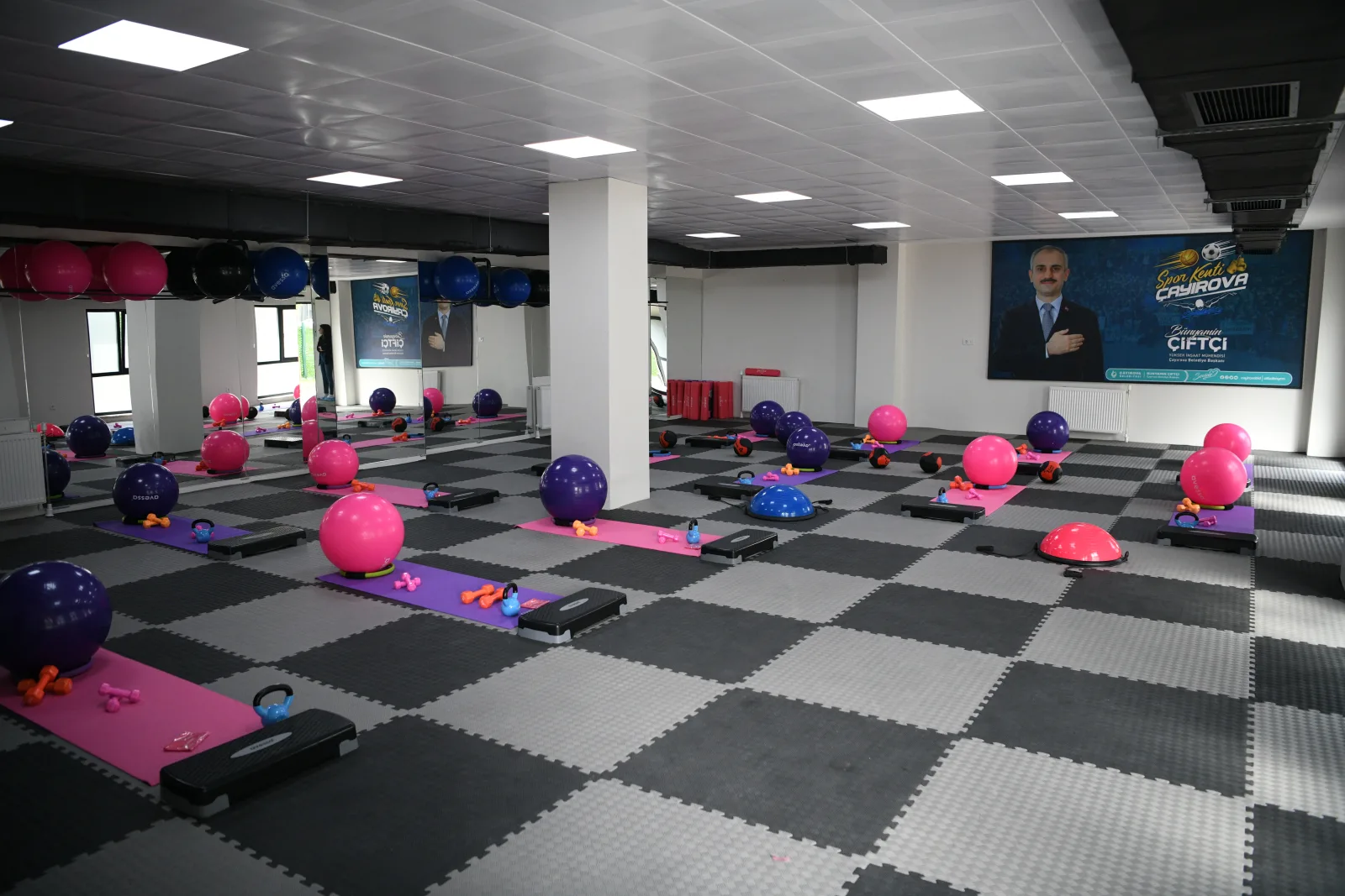 Çayırova’da kadınlara yönelik ücretsiz pilates ve kardiyo kursları sürüyor