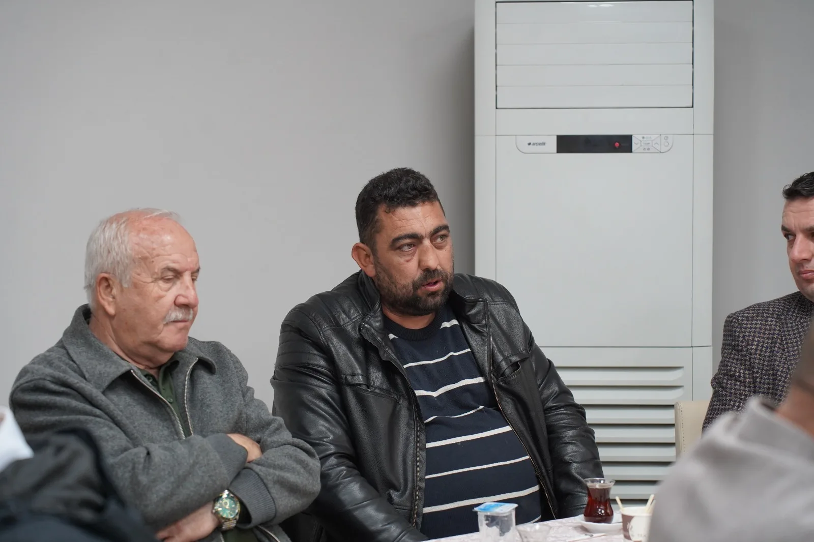 Orhangazi’de muhtarların mahalle sorunları ve talepleri ele alındı
