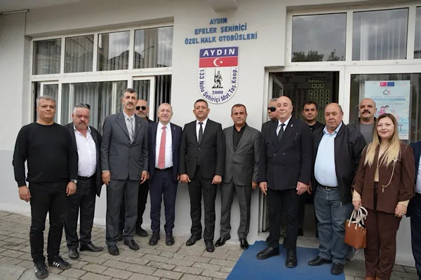 Özdağ, Aydın’da Efeler 133 Nolu Şehiriçi Motorlu Taşıtlar Kooperatifi’ni ziyaret etti