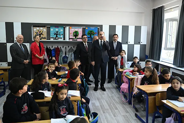 Konya’da öğrenciler için okullarda göz sağlığı taraması başlatıldı
