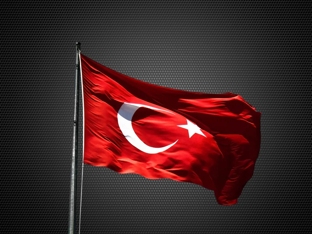 Pençe-Kilit operasyon bölgesinde silah kazasında yaralanan asker şehit oldu