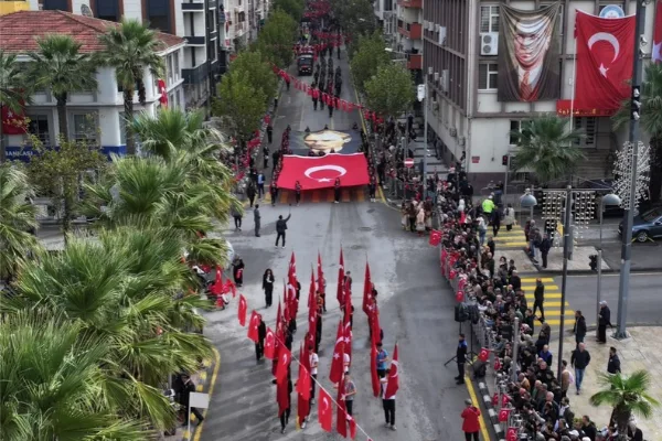 Manisa’da Cumhuriyet Bayramı tören ve gösterilerle kutlandı