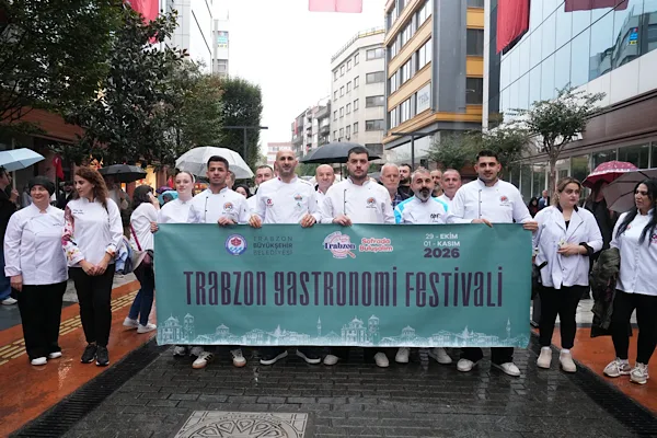 Trabzon Gastronomi Festivali öncesi kortej yürüyüşü düzenlendi