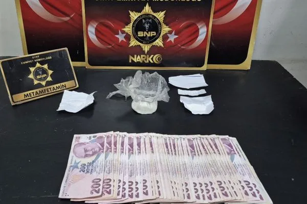 Siirt’te uyuşturucu operasyonunda 3 şüpheli tutuklandı
