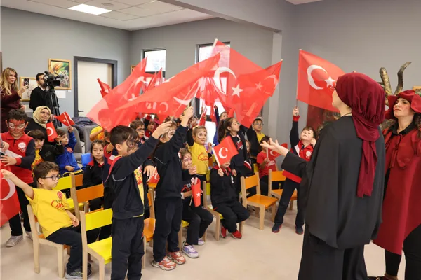 Keçiören’de çocuklar 29 Ekim Cumhuriyet Bayramı’nı etkinliklerle kutladı