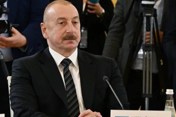 Kuzey Makedonya Cumhurbaşkanı Siljanovska-Davkova, Aliyev’le telefonda görüştü