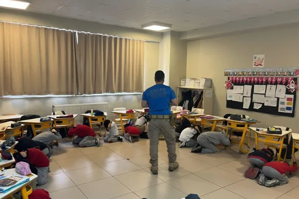 Çorlu Belediyesinden öğrencilere afet ve acil durum farkındalık eğitimi